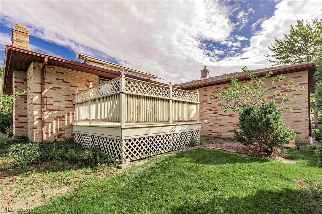 7681 Plumwood Lane Seven Hills OH 44131