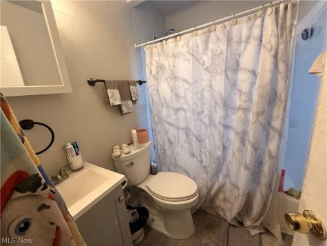 19107 Longview Avenue Maple Heights OH 44137