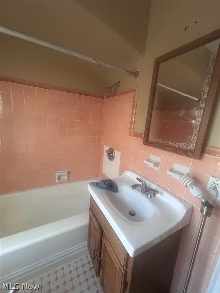 11203 Martin Luther King Jr Boulevard Cleveland OH 44105