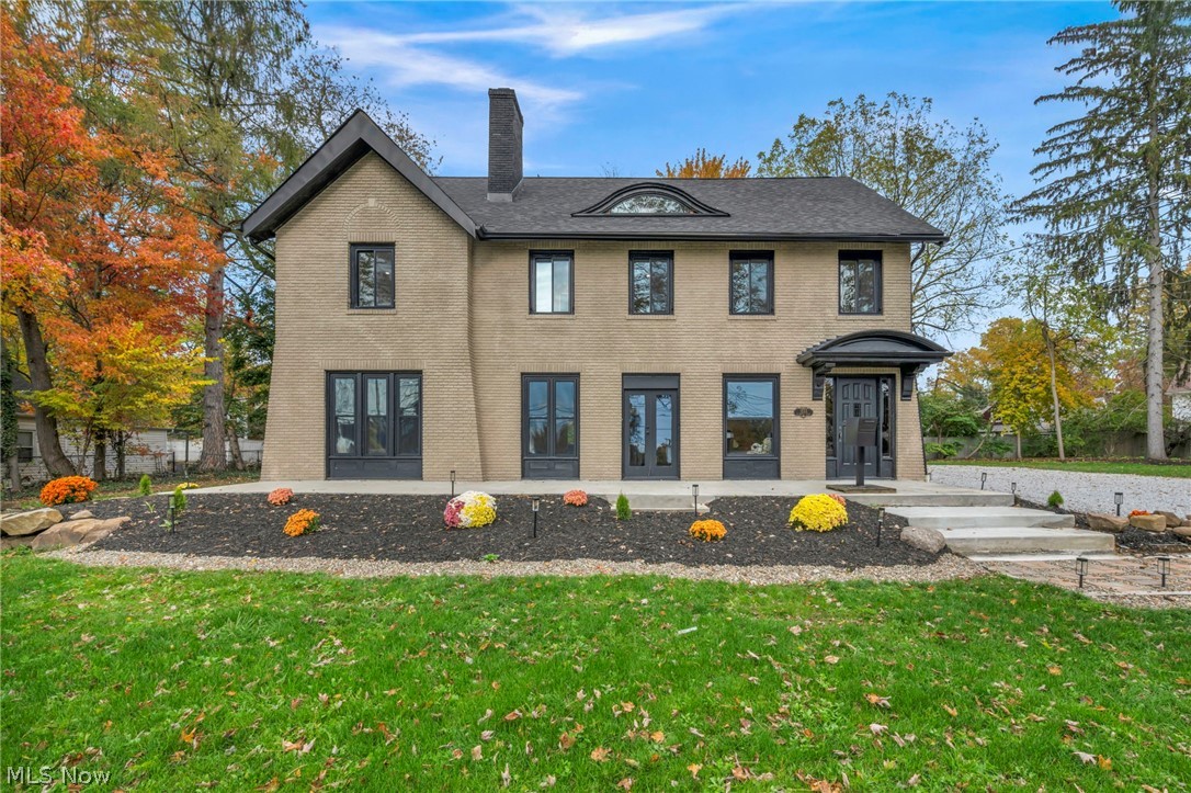 1555 W Market Street Akron OH 44313