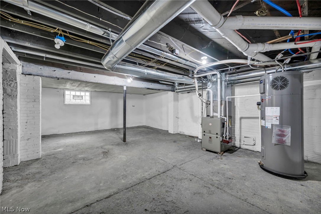 1555 W Market Street Akron OH 44313