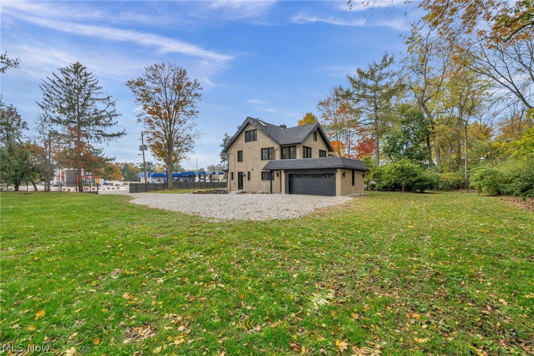 1555 W Market Street Akron OH 44313