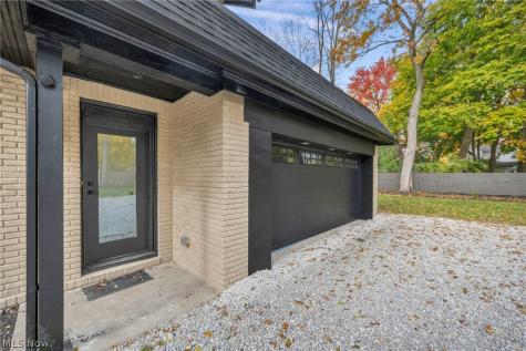 1555 W Market Street Akron OH 44313