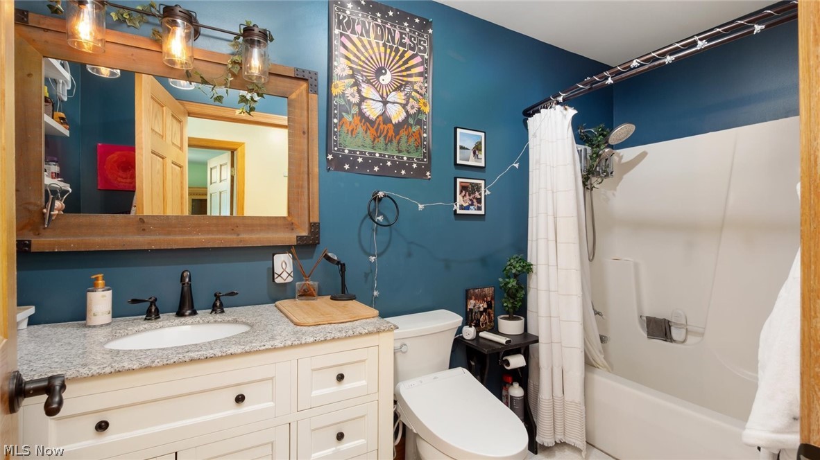 10155 N Morrison Road Dresden OH 43821