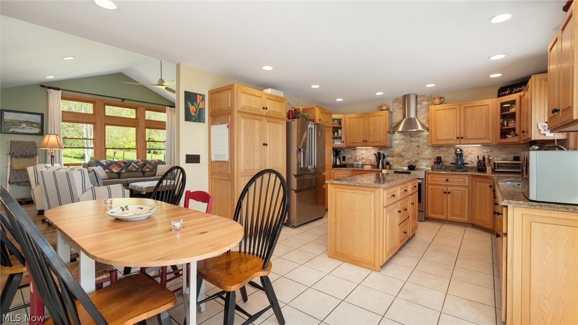 10155 N Morrison Road Dresden OH 43821