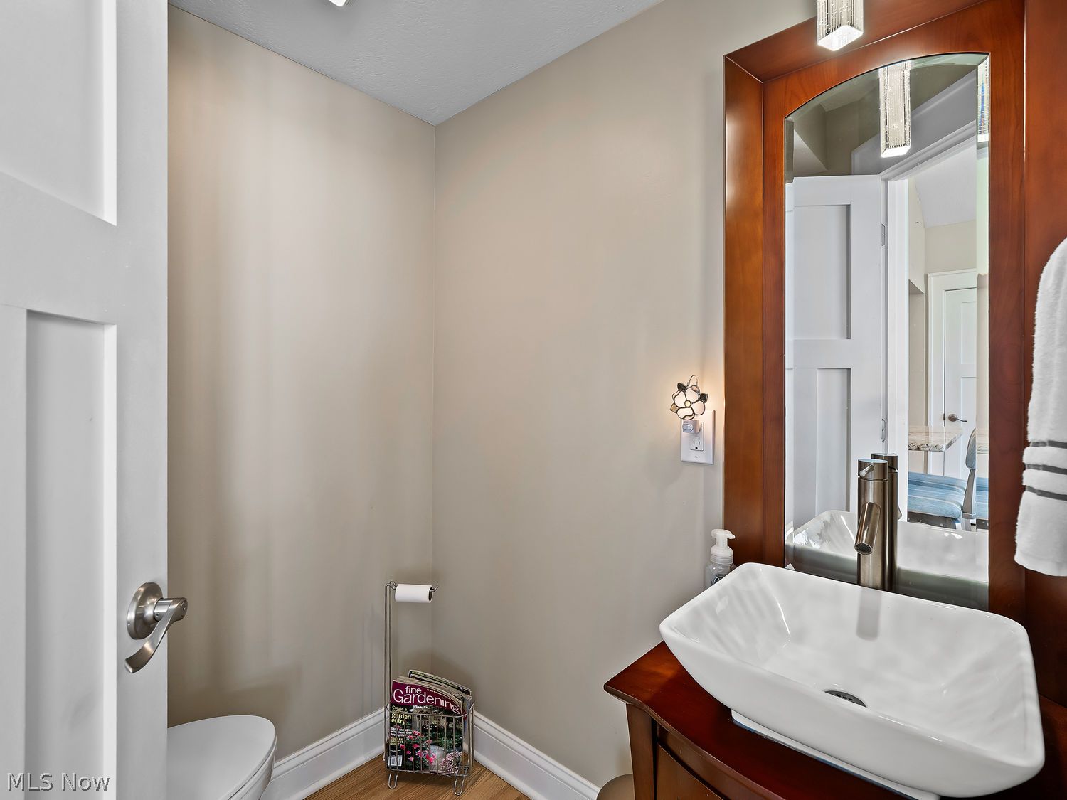 1800 Horseshoe Boulevard Westlake OH 44145