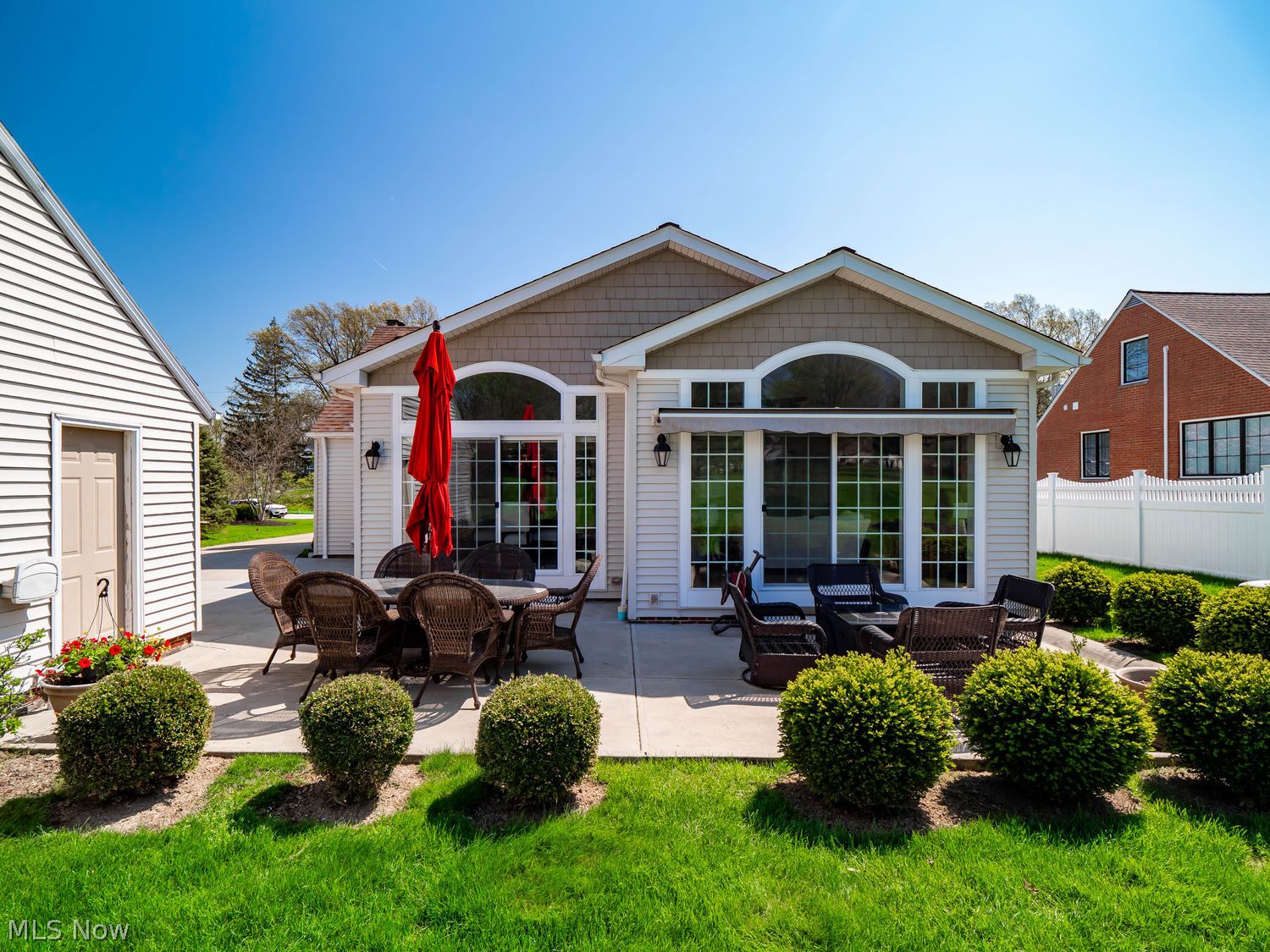 1800 Horseshoe Boulevard Westlake OH 44145