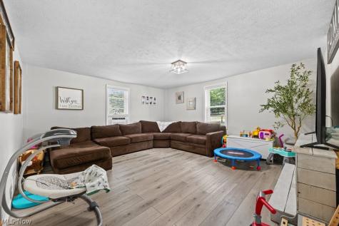 3430 Waterloo Road Mogadore OH 44260