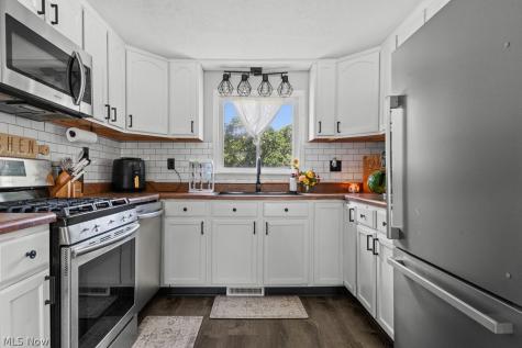 3430 Waterloo Road Mogadore OH 44260