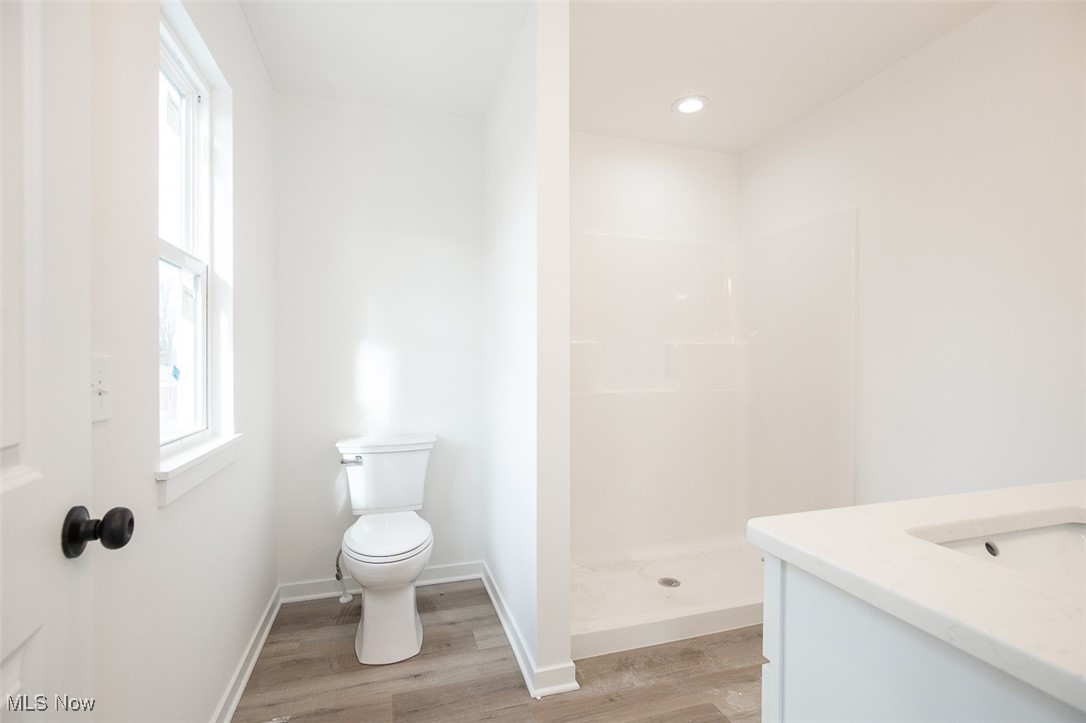 1053 Peach Boulevard Willoughby OH 44094
