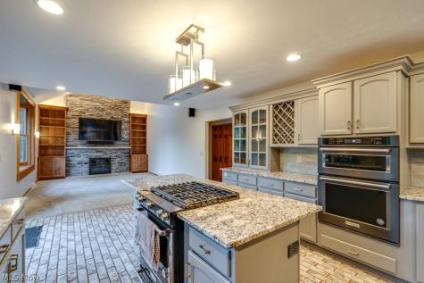 8458 Barbara Drive Mentor OH 44060
