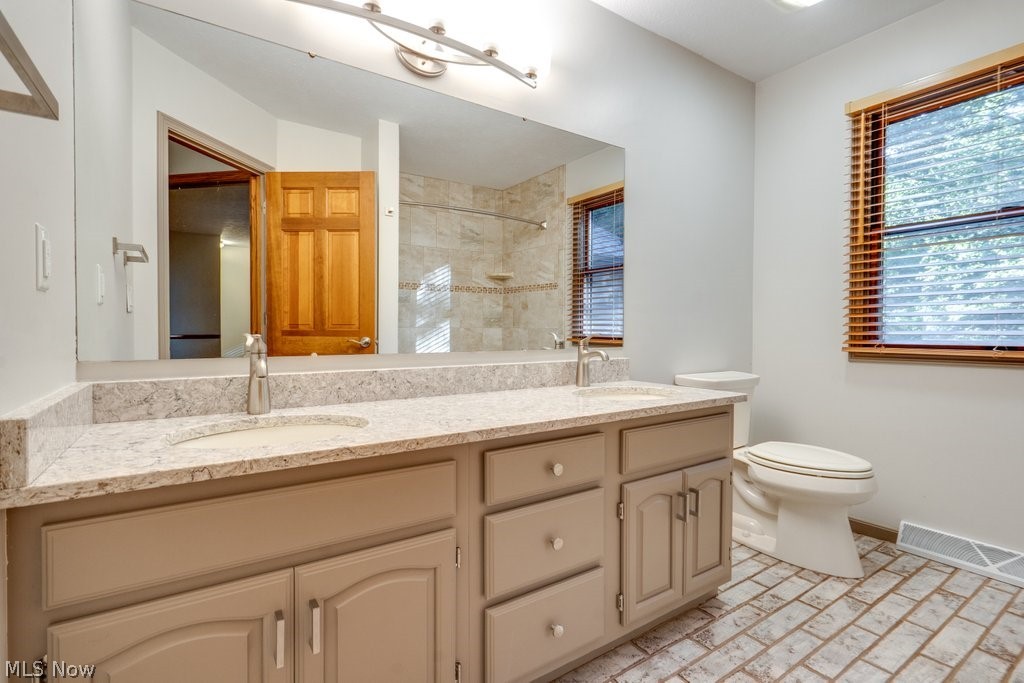 8458 Barbara Drive Mentor OH 44060