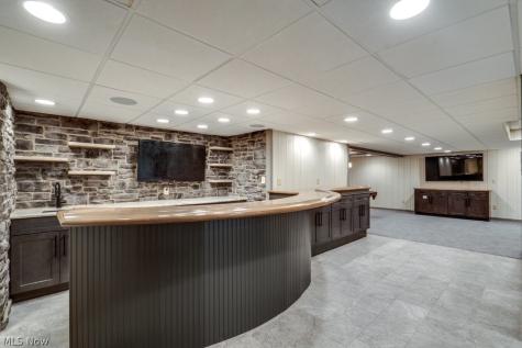 8458 Barbara Drive Mentor OH 44060