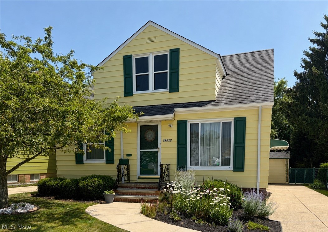 18112 Edinboro Avenue Maple Heights OH 44137