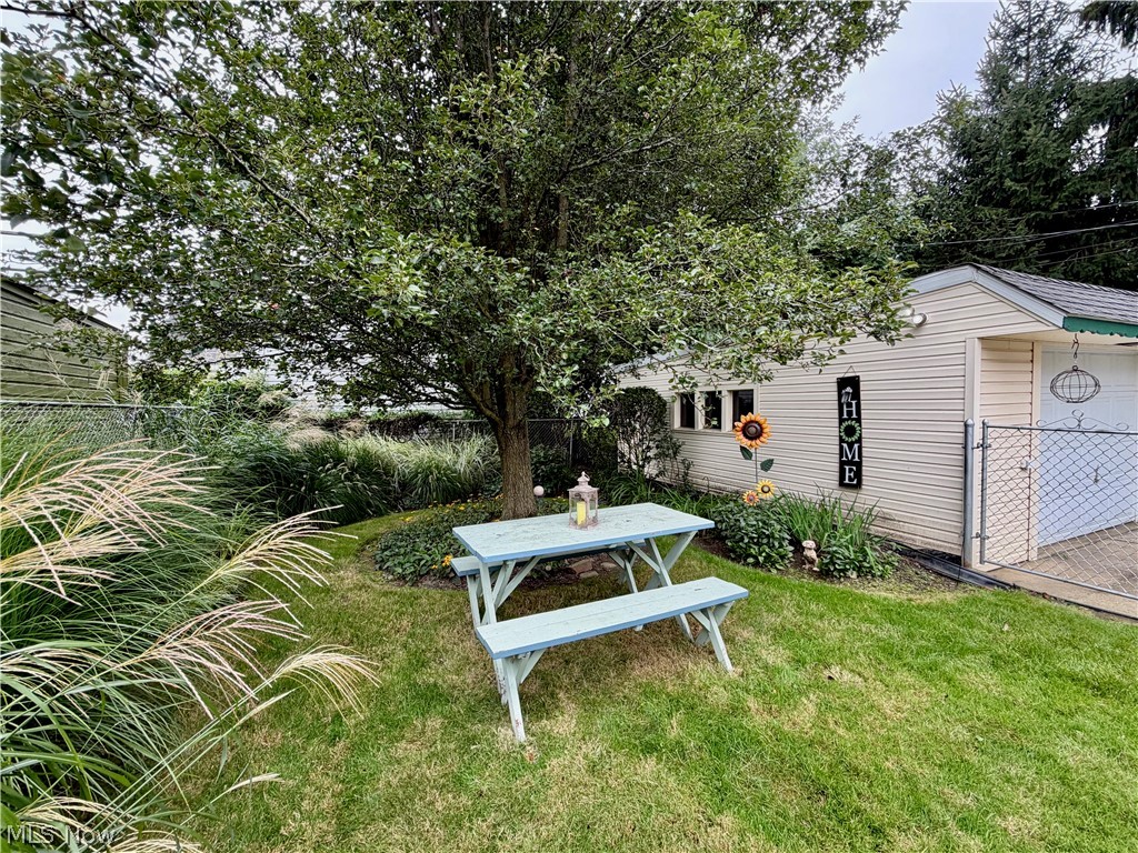 18112 Edinboro Avenue Maple Heights OH 44137