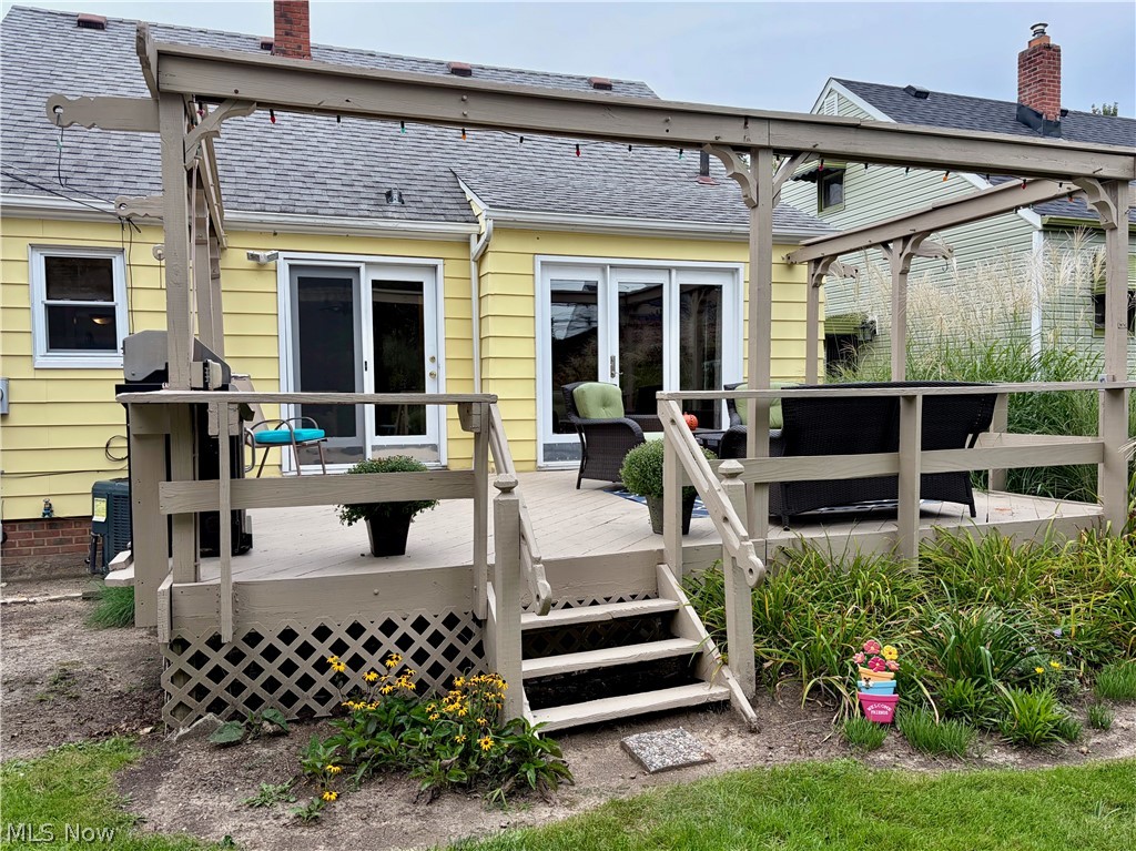 18112 Edinboro Avenue Maple Heights OH 44137