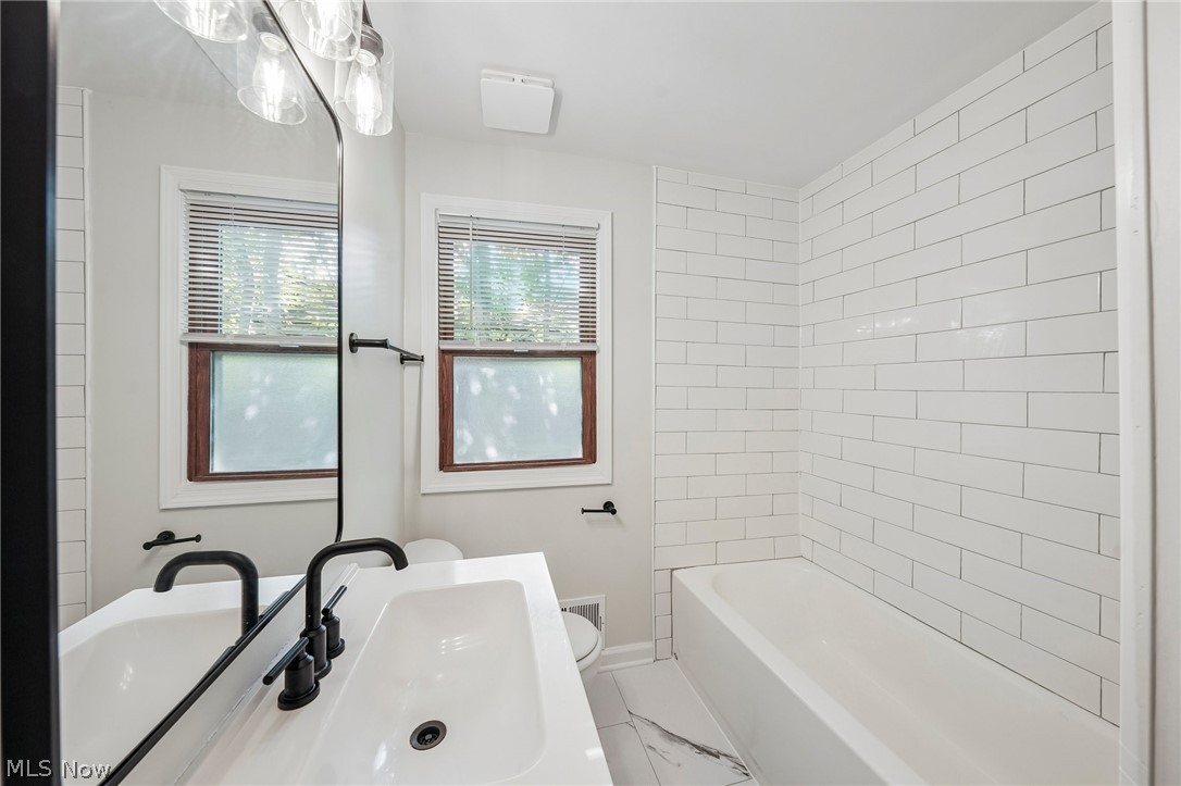 1155 Bell Court Elyria OH 44035