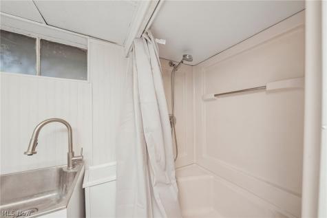 1155 Bell Court Elyria OH 44035