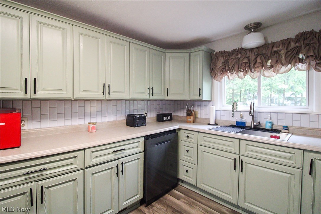 8248 Dawson Drive SE Warren OH 44484
