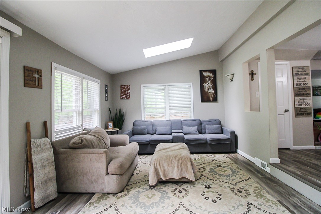 8248 Dawson Drive SE Warren OH 44484