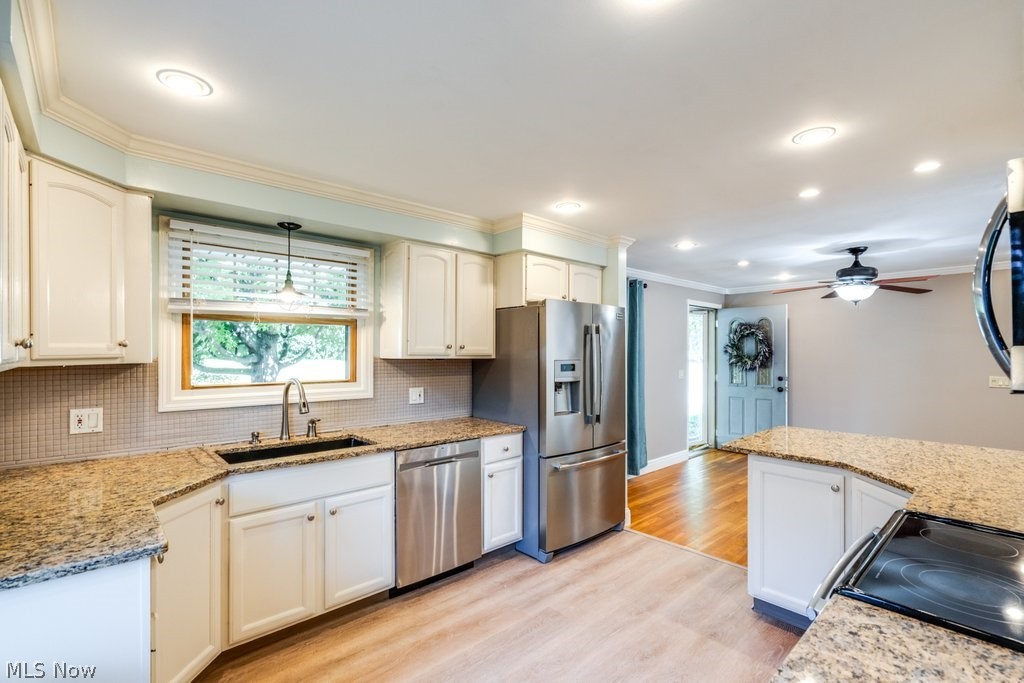 904 Woodside Avenue SE North Canton OH 44720