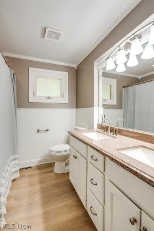 904 Woodside Avenue SE North Canton OH 44720