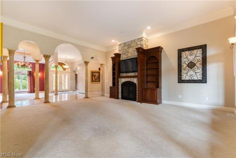 2859 Daisybrook Street NW North Canton OH 44720