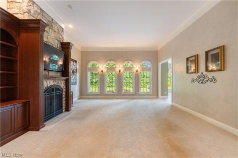 2859 Daisybrook Street NW North Canton OH 44720