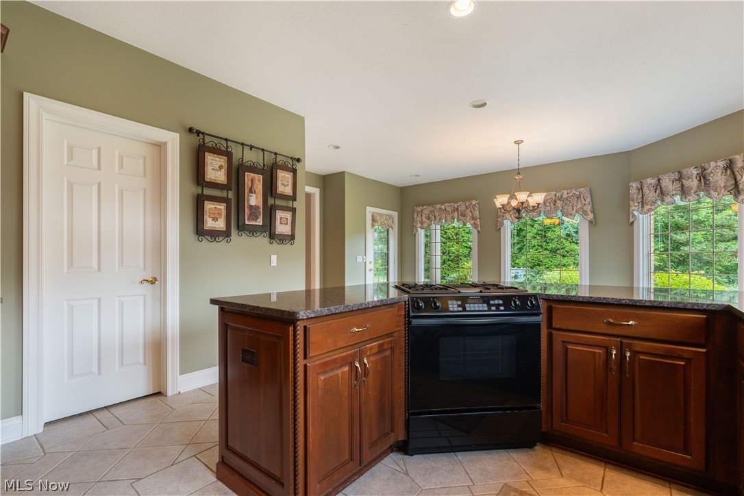 2859 Daisybrook Street NW North Canton OH 44720