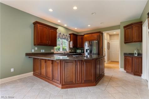 2859 Daisybrook Street NW North Canton OH 44720
