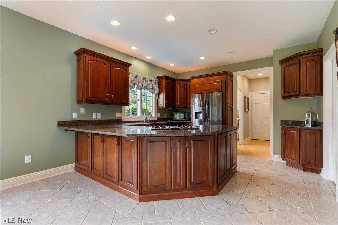 2859 Daisybrook Street NW North Canton OH 44720