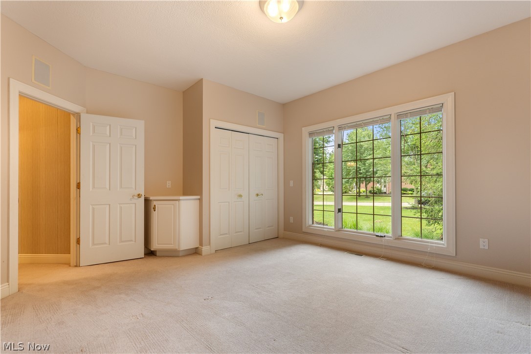 2859 Daisybrook Street NW North Canton OH 44720