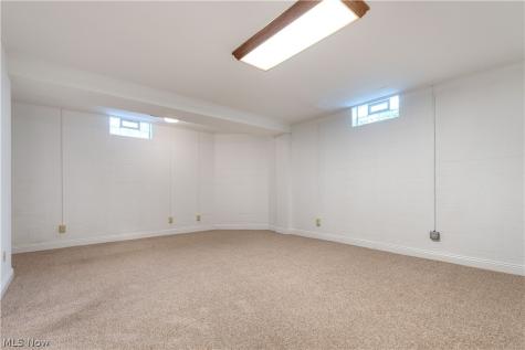 2859 Daisybrook Street NW North Canton OH 44720