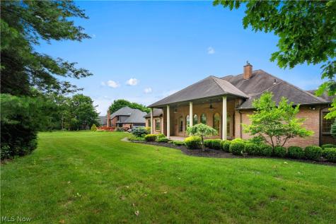 2859 Daisybrook Street NW North Canton OH 44720