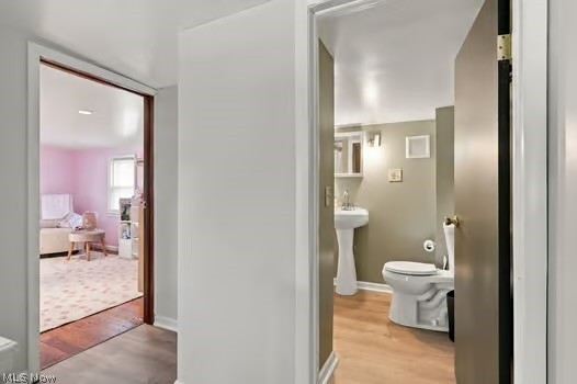 2770 Ithaca Avenue Lakemore OH 44312