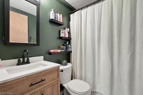 2770 Ithaca Avenue Lakemore OH 44312