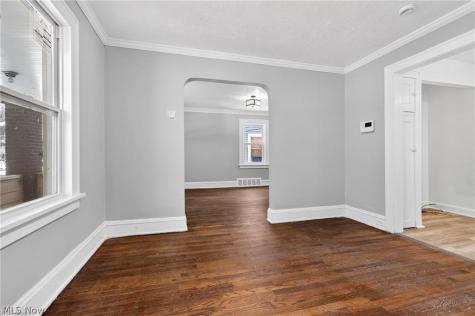 14116 Edgewood Avenue Cleveland OH 44128