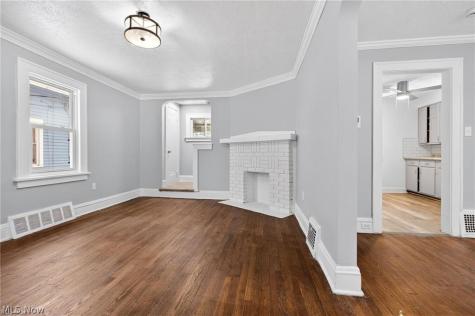 14116 Edgewood Avenue Cleveland OH 44128