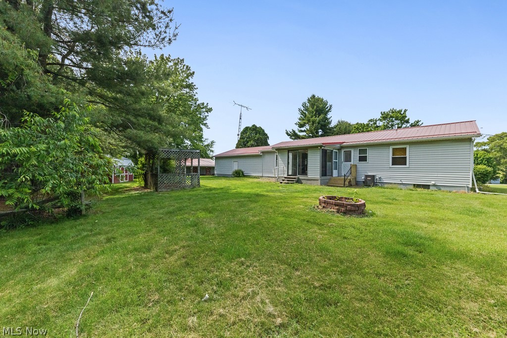 2088 Antigua Road SW Carrollton OH 44615