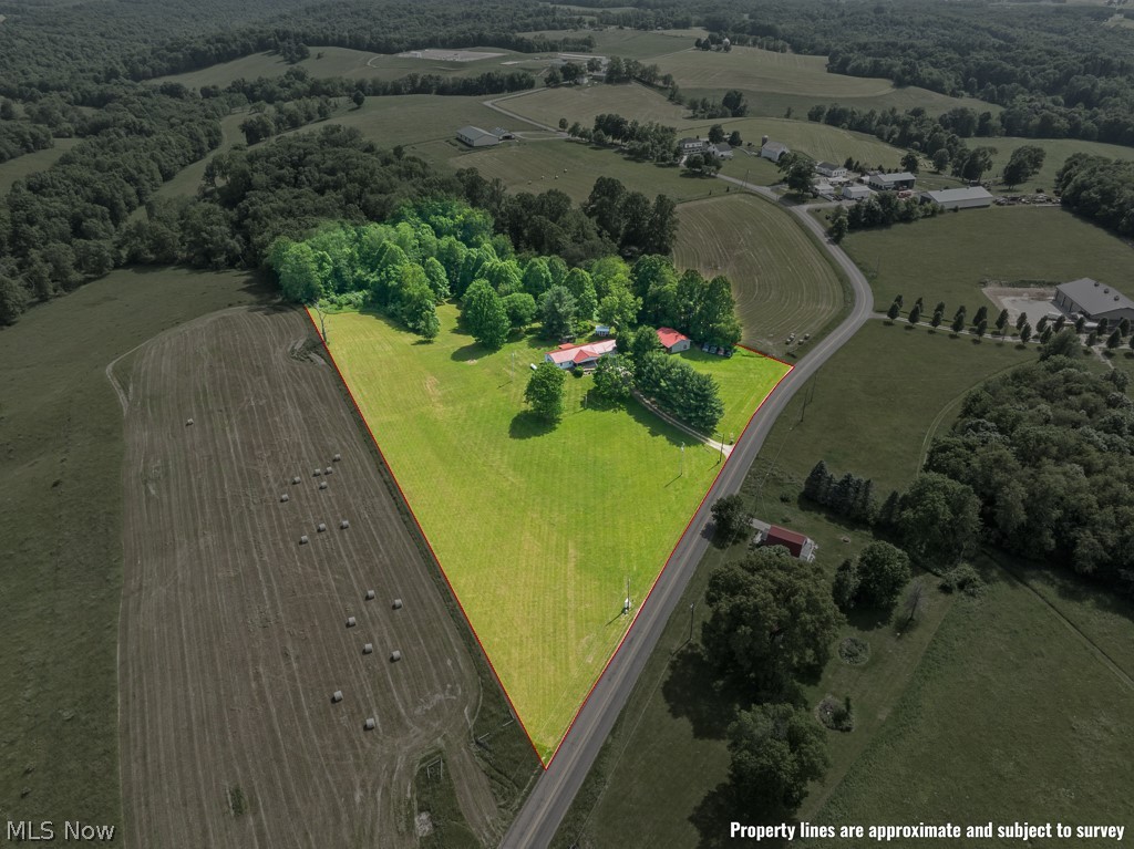 2088 Antigua Road SW Carrollton OH 44615