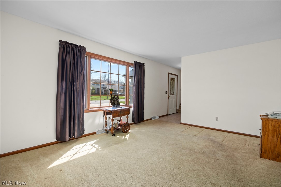 142 Brookvalley Drive Elyria OH 44035