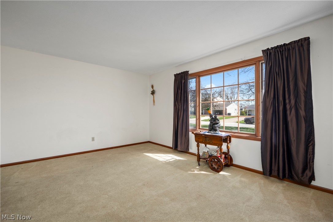 142 Brookvalley Drive Elyria OH 44035