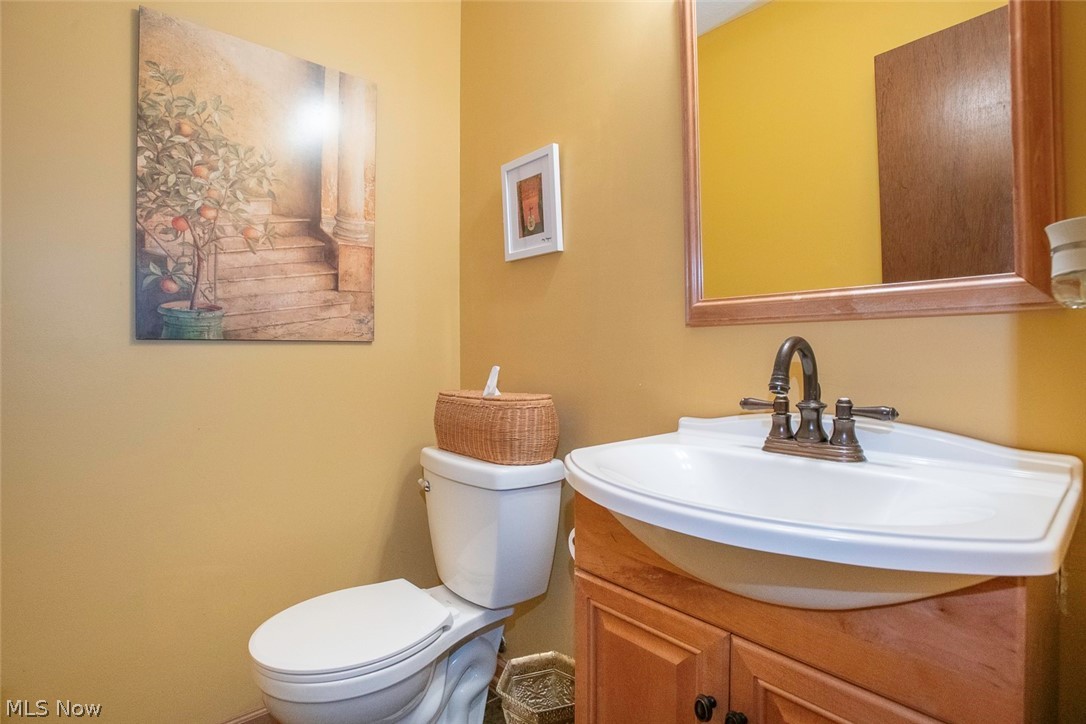 17496 Hampton Place Strongsville OH 44136
