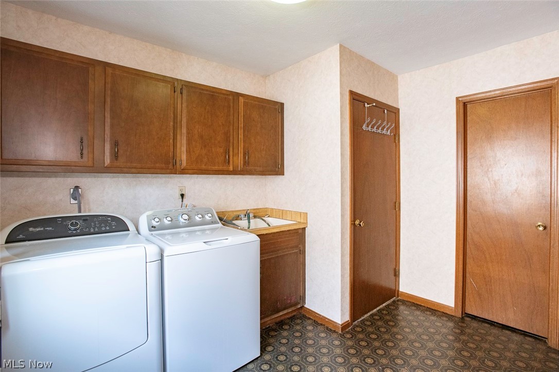 17496 Hampton Place Strongsville OH 44136