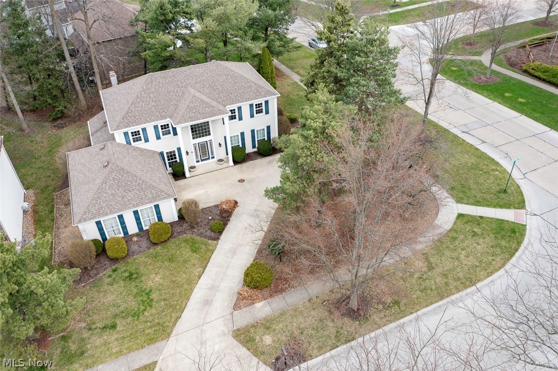 17496 Hampton Place Strongsville OH 44136