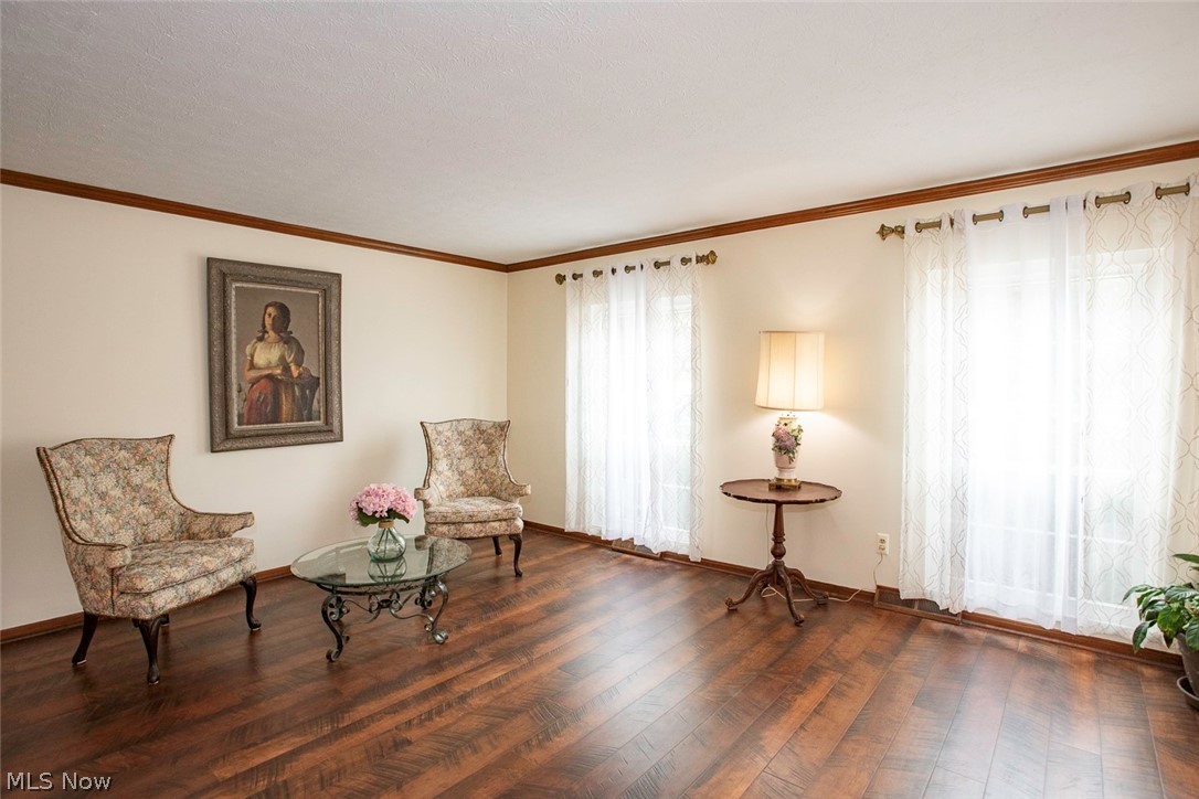 17496 Hampton Place Strongsville OH 44136