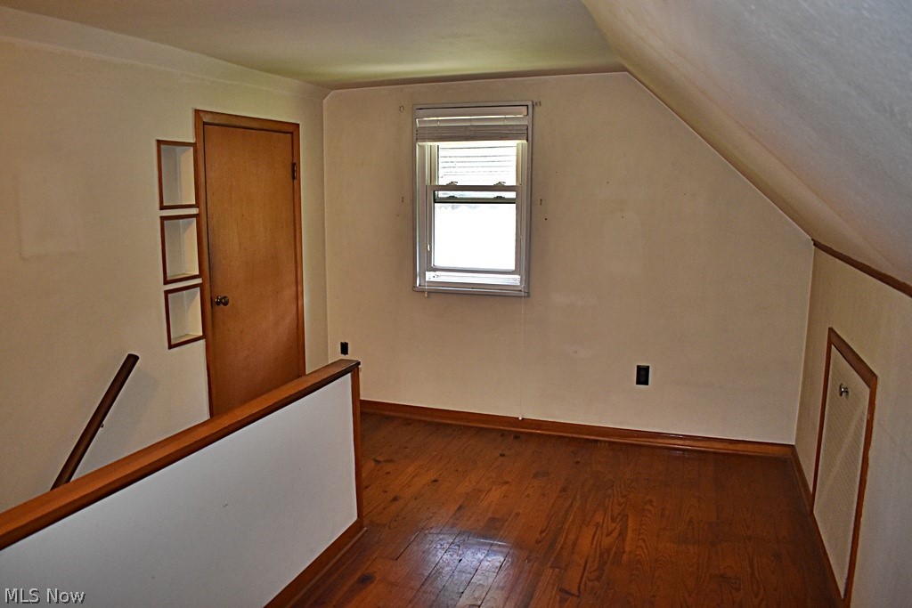 239 Paul Street Bedford OH 44146