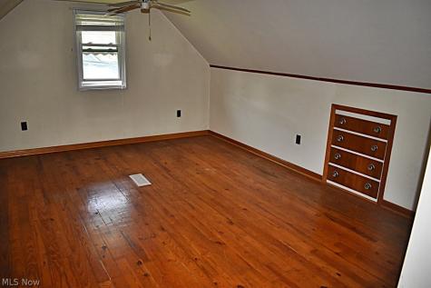 239 Paul Street Bedford OH 44146