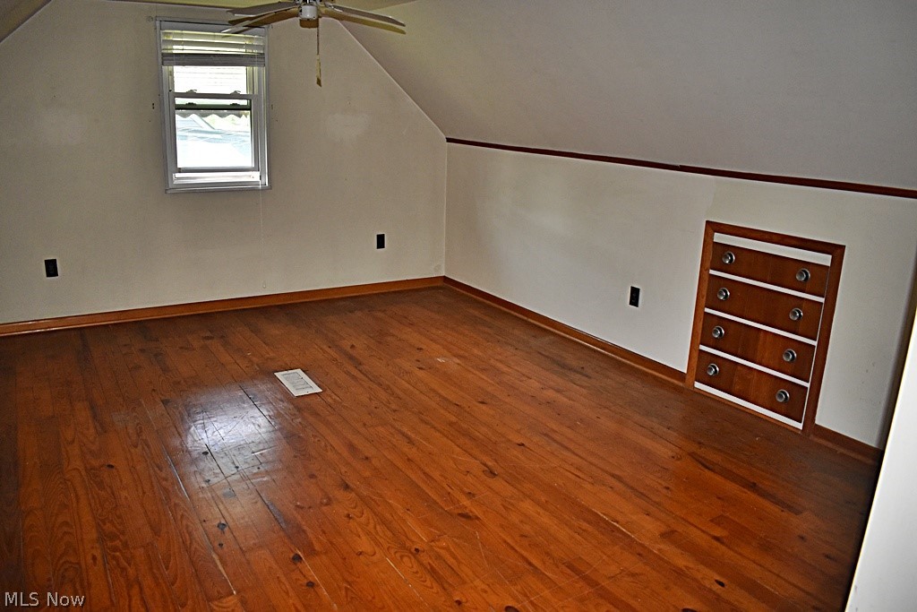 239 Paul Street Bedford OH 44146