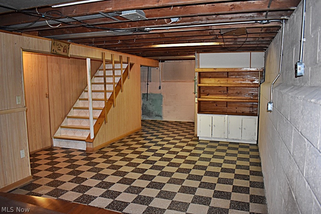 239 Paul Street Bedford OH 44146